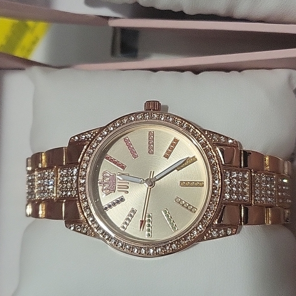 Juicy Couture Bracelet Watches!! Get That Bling On !! - Picture 5 of 8